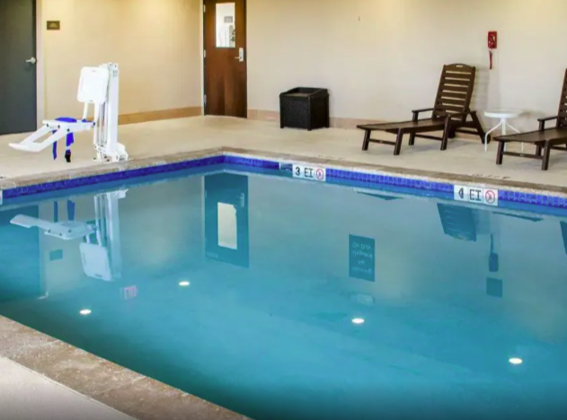 Comfort Inn & Suites San Marcos Pool